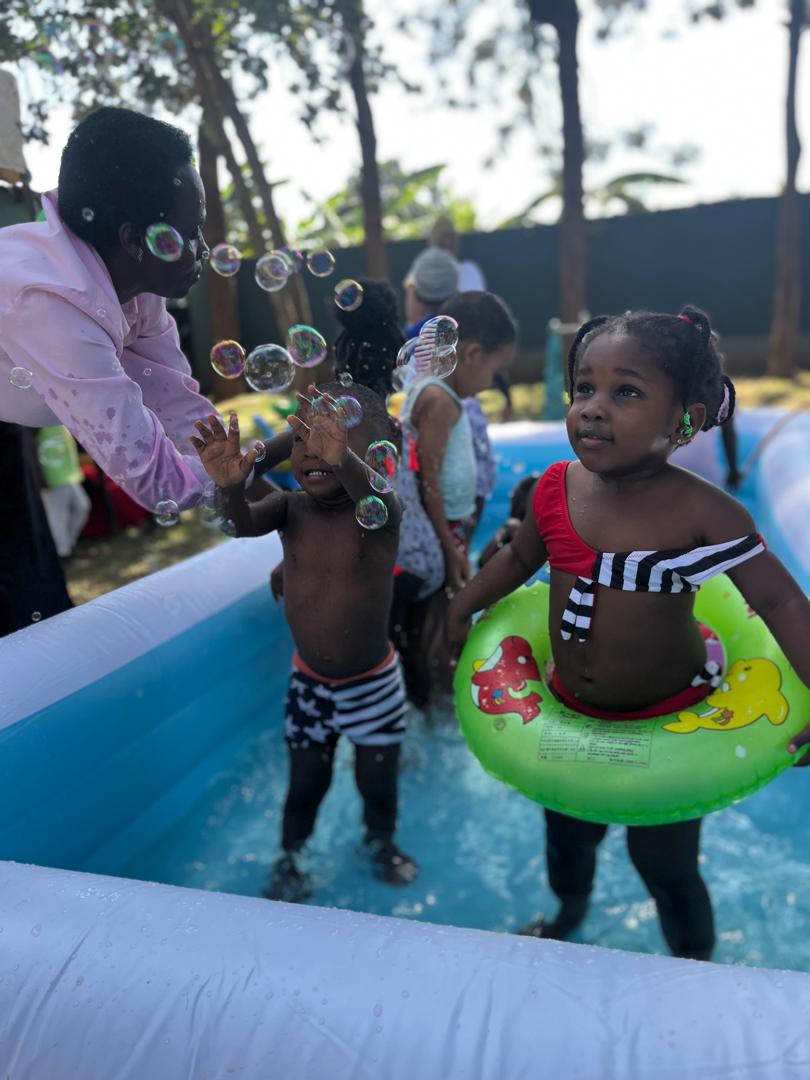 Splash & Swim